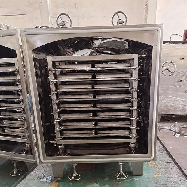 vacuum dryer